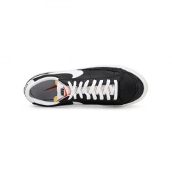 NIKE - BLAZER LOW 77 VINTAGE 7 NIKE - BLAZER LOW 77 VINTAGE