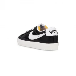 NIKE - BLAZER LOW 77 VINTAGE 8 NIKE - BLAZER LOW 77 VINTAGE