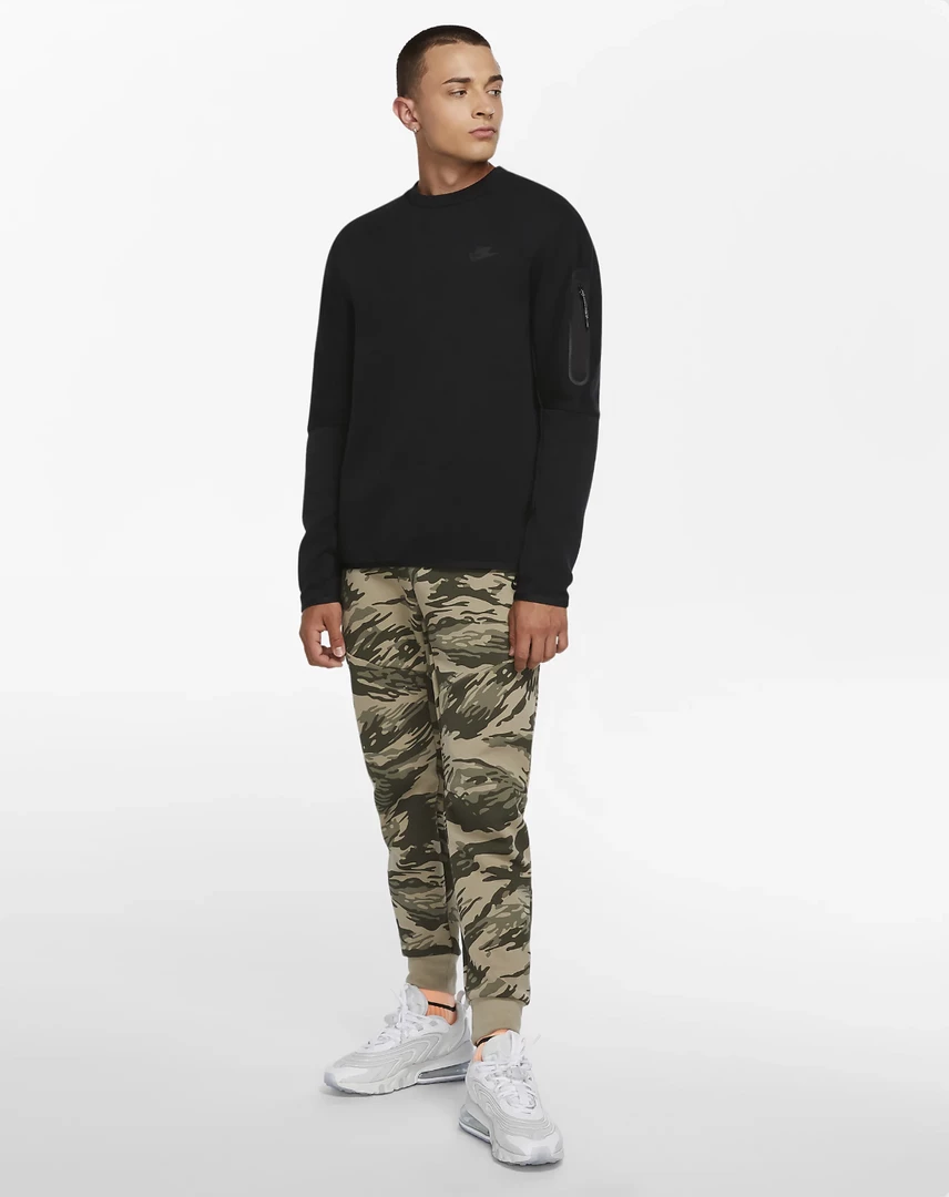 NIKE SPORTSWEAR CLUB TECH FLEECE BLACK NEW ARRIVALS 7 NIKE SPORTSWEAR CLUB TECH FLEECE BLACK NEW ARRIVALS