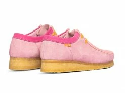 CLARK'S SNEAKERS CLARKS X LEVIS WALLABEE PINK COMBI 9 CLARK'S SNEAKERS CLARKS X LEVIS WALLABEE PINK COMBI