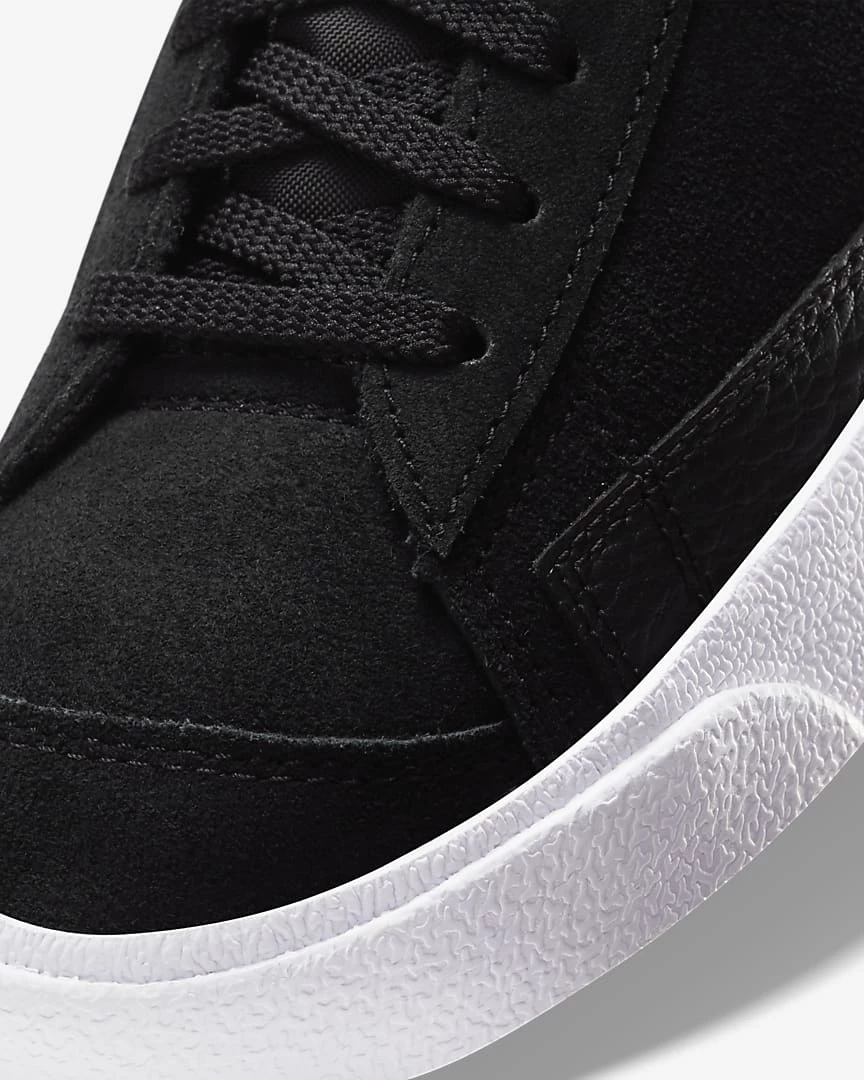 NIKE BLAZER MID '77 WMNS 8 NIKE BLAZER MID '77 WMNS